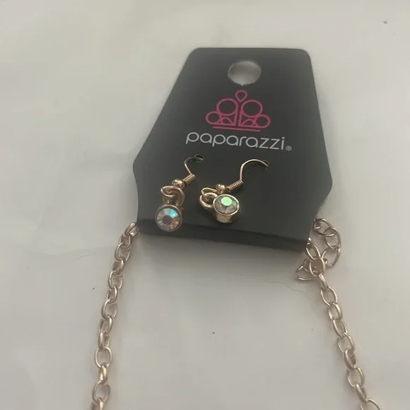 Pastel Oil Spill Iridescent Necklace and Earings Set - Picture 3 of 5